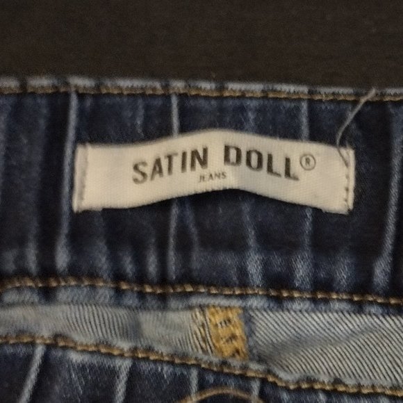 Satin Doll Skinny Premium Denim Crop Jeans Size 5 - Picture 7 of 7